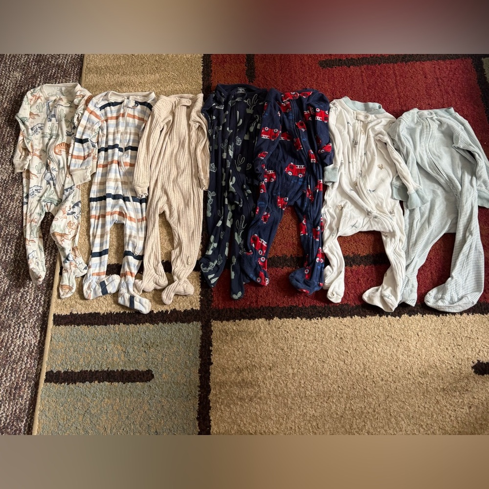 Assorted Kids Pajamas Set All 9 months!